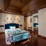 Casa Dos Livros - *