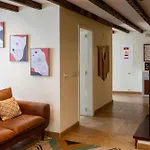 Casa Dos Livros - * Vila Nova de Tazem