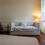 Casa Dos Livros - * Vila Nova de Tazem
