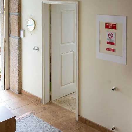 Casa Dos Livros - Semesterbostad Vila Nova de Tazem