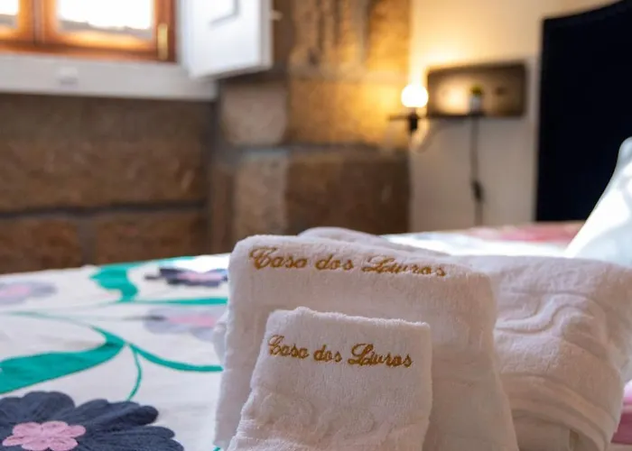 Casa Dos Livros - * Vila Nova de Tazem